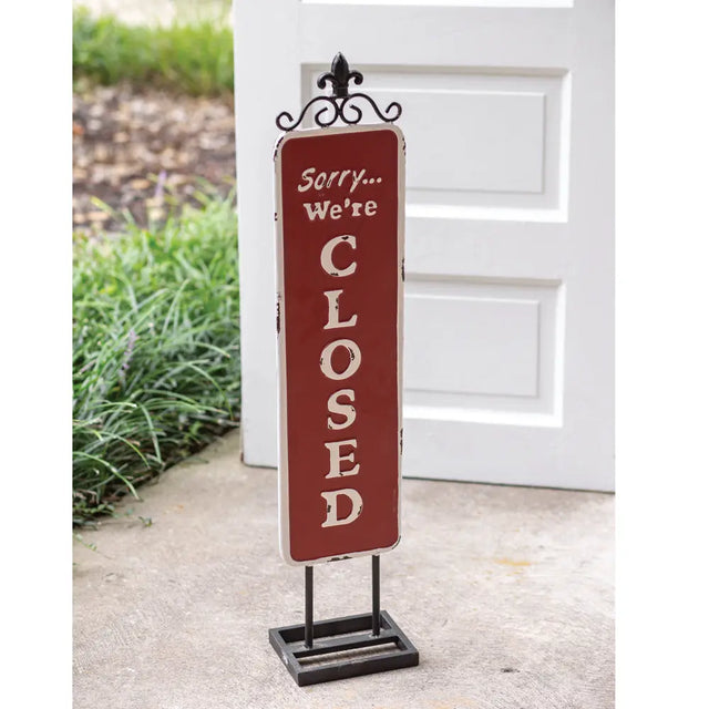 Open/Closed Standing Sign Cozy Pines