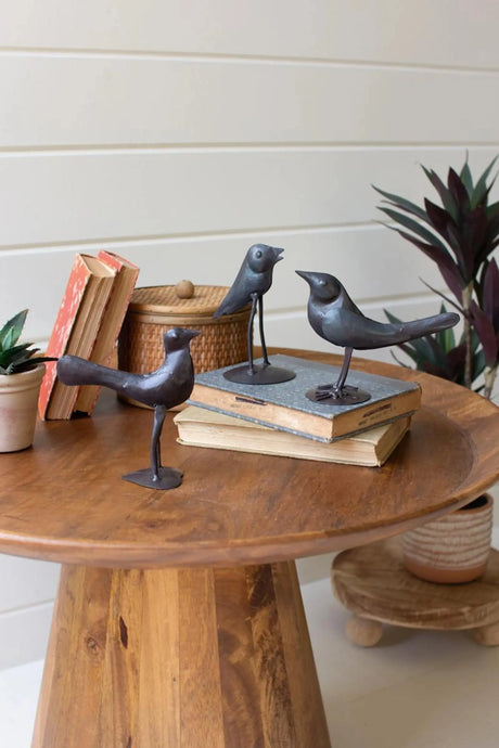 SET OF THREE BLACK ANTIQUE IRON BIRDS Kalalou