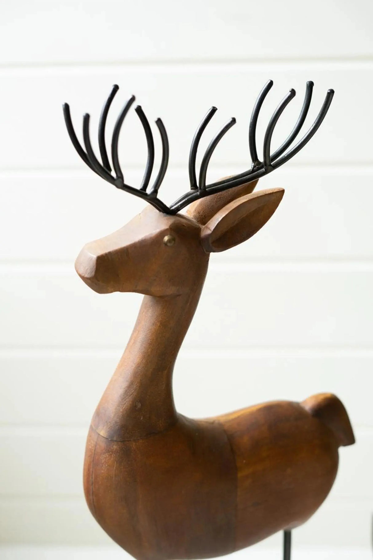SET OF THREE CARVED WOOD AND IRON REINDEER ON BASES Kalalou