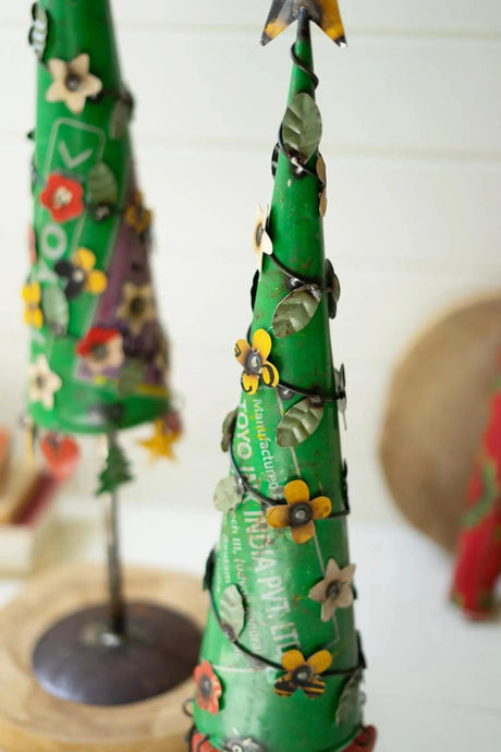 SET OF TWO RECYCLED IRON CHRISTMAS TREES Kalalou