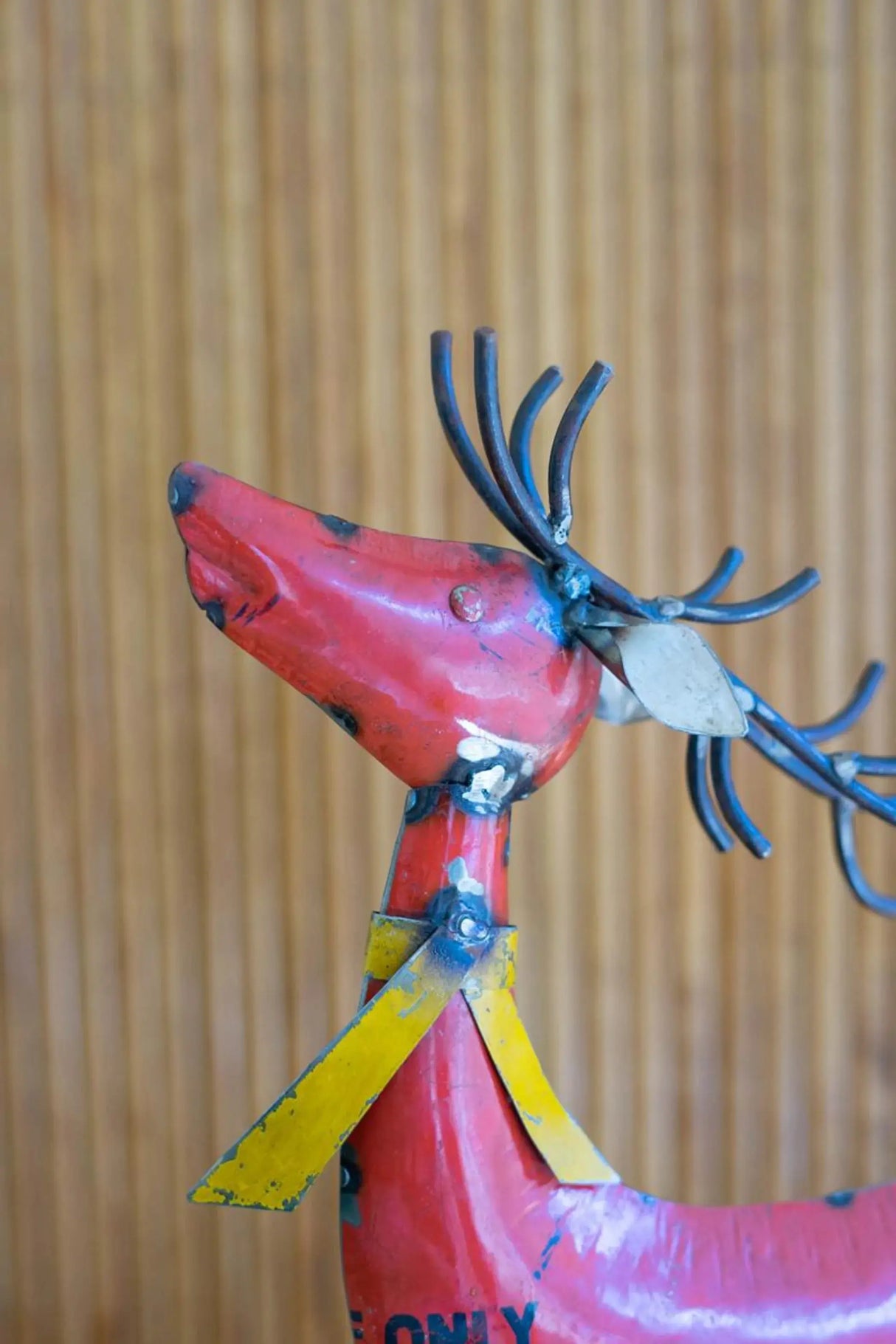 SET OF TWO RECYCLED METAL DEER - ONE EACH COLOR Kalalou